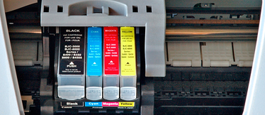 Como funciona uma impressora a jato de tinta?